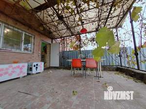 Дом 253м², 2-этажный, участок 6 сот.  