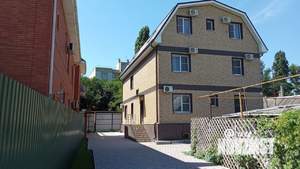 Дом 318м&sup2;, 3-этажный, участок 4 сот.  