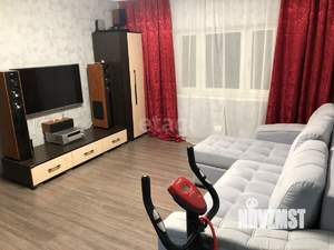 Дом 72м², 2-этажный, участок 6 сот.  