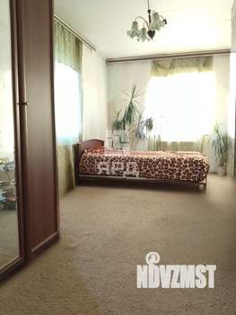 Дом 170м&sup2;, 2-этажный, участок 3 сот.  