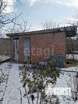 Дом 24м&sup2;, 2-этажный, участок 6 сот.  