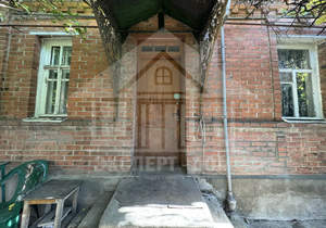 Дом 60м&sup2;, 1-этажный, участок 6 сот.  