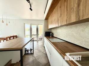 Дом 136м&sup2;, 1-этажный, участок 6 сот.  