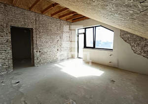 Дом 218м², 2-этажный, участок 6 сот.  