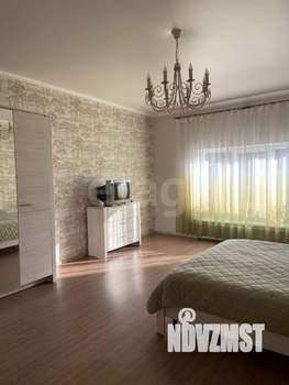Дом 230м², 2-этажный, участок 4 сот.  