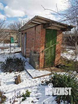 Дом 24м&sup2;, 2-этажный, участок 6 сот.  