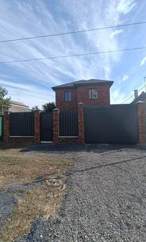 Дом 159м&sup2;, 2-этажный, участок 3 сот.  