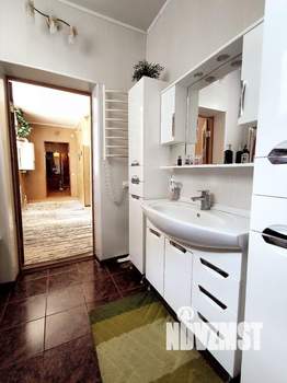 Дом 220м², 2-этажный, участок 4 сот.  