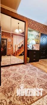 Дом 240м², 2-этажный, участок 6 сот.  