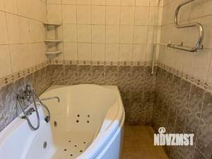 Дом 228м², 2-этажный, участок 5 сот.  