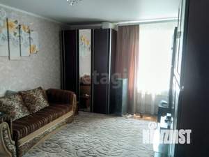 Дом 160м&sup2;, 2-этажный, участок 3 сот.  