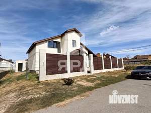 Дом 218м², 2-этажный, участок 6 сот.  