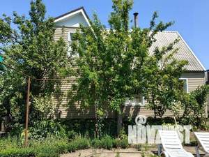 Дом 110м&sup2;, 2-этажный, участок 6 сот.  