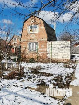 Дом 24м&sup2;, 2-этажный, участок 6 сот.  