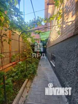 Дом 320м², 2-этажный, участок 5 сот.  