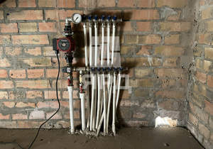 Дом 105м&sup2;, 2-этажный, участок 4 сот.  