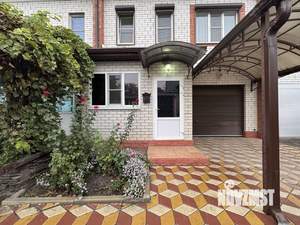 Таунхаус 217м&sup2;, 3-этажный, участок 1 сот.  