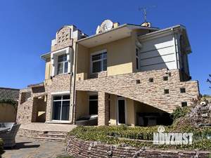 Дом 286м², 2-этажный, участок 10 сот.  