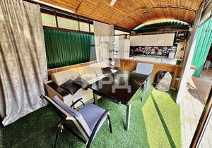 Дом 136м&sup2;, 2-этажный, участок 6 сот.  