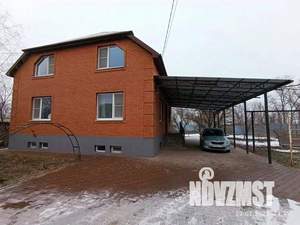 Дом 174м², 2-этажный, участок 15 сот.  