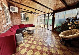 Дом 136м&sup2;, 2-этажный, участок 6 сот.  