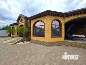 Дом 181м&sup2;, 1-этажный, участок 8 сот.  