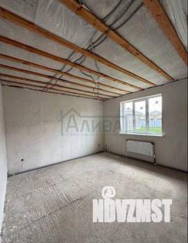 Дом 78м&sup2;, 2-этажный, участок 5 сот.  