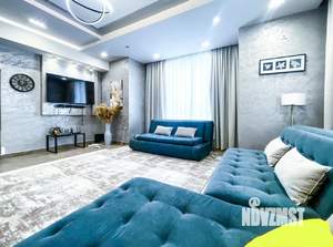 Дом 330м², 3-этажный, участок 8 сот.  
