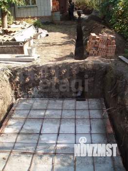 Дом 92м&sup2;, 2-этажный, участок 6 сот.  