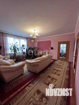 Дом 260м&sup2;, 2-этажный, участок 3 сот.  