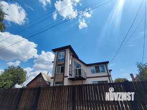 Дом 220м², 3-этажный, участок 6 сот.  