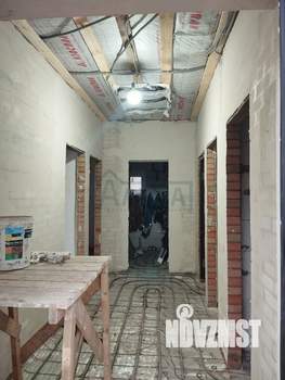 Дом 76м&sup2;, 2-этажный, участок 6 сот.  