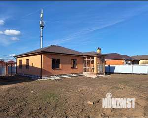 Дом 122м&sup2;, 1-этажный, участок 6 сот.  