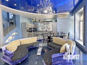 Дом 286м², 2-этажный, участок 10 сот.  