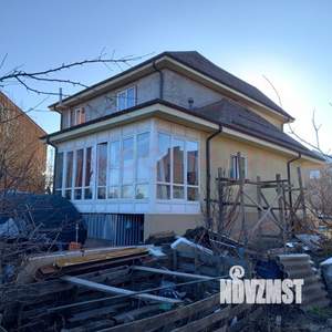 Дом 317м², 3-этажный, участок 6 сот.  
