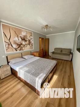 1-к квартира, посуточно, 32м2, 5/5 этаж