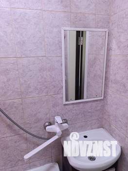 1-к квартира, посуточно, 42м2, 1/3 этаж