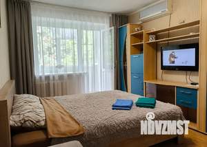 2-к квартира, посуточно, 42м2, 2/5 этаж