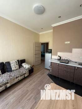 1-к квартира, посуточно, 38м2, 1/2 этаж