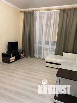 1-к квартира, посуточно, 40м2, 3/3 этаж