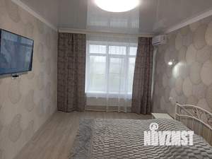 1-к квартира, посуточно, 37м2, 5/8 этаж