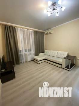 1-к квартира, посуточно, 40м2, 3/3 этаж