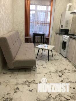 1-к квартира, посуточно, 40м2, 2/8 этаж
