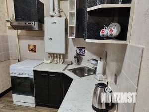 1-к квартира, посуточно, 42м2, 2/3 этаж