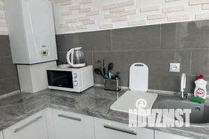 1-к квартира, посуточно, 40м2, 3/3 этаж