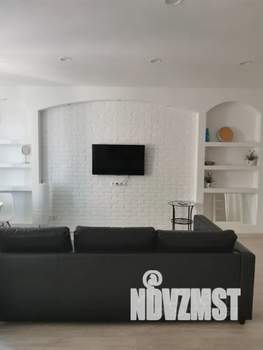 Студия квартира, посуточно, 35м2, 4/12 этаж