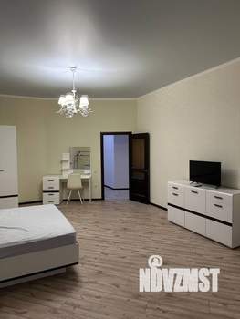 3-к квартира, на длительный срок, 150м2, 3/5 этаж