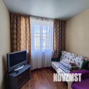 1-к квартира, посуточно, 33м2, 3/3 этаж
