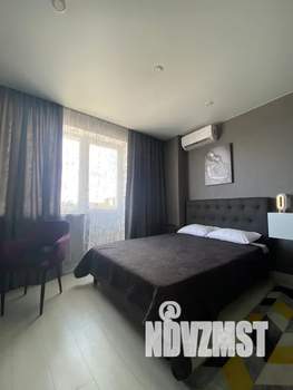 1-к квартира, посуточно, 37м2, 8/10 этаж