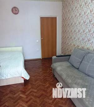 1-к квартира, посуточно, 33м2, 3/3 этаж
